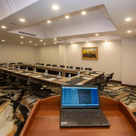 Icon Bomonti ホテル