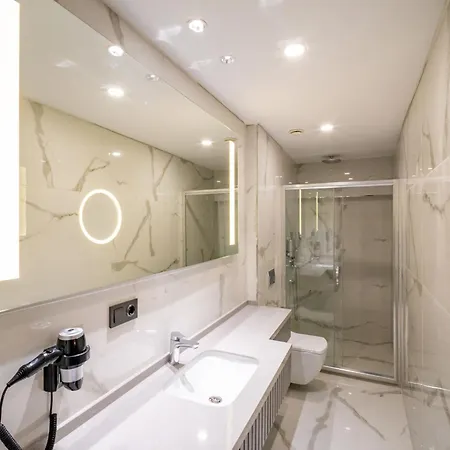 ホテル Icon Bomonti